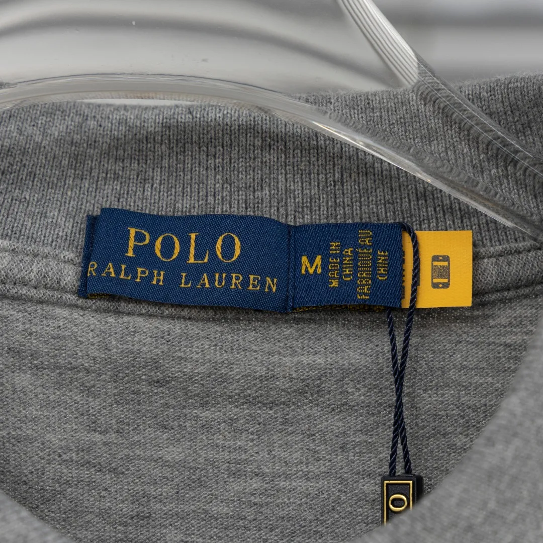 P240 top version (different currencies) You can scan the code to enter the official website Style: Ralph Lauren POLO Ralph Lauren small label embroidery knitted old money style lapel long-sleeved POLO Color: Picture color Size: S-XL Fabric: Pure cotton Accessories: Full set of customized accessories No gender distinction, same style for men and women
